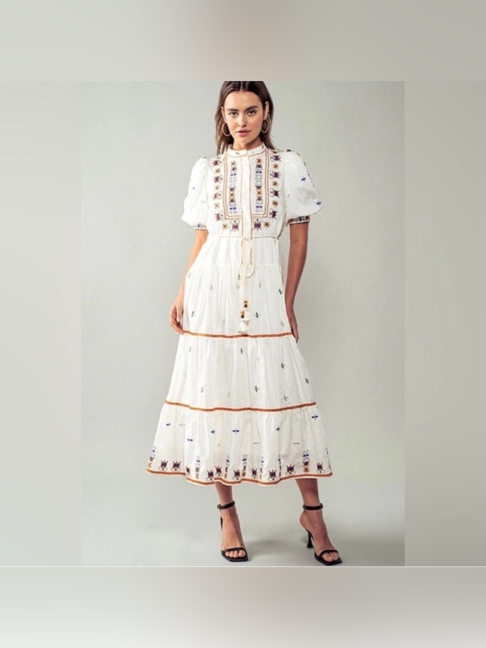 Urban Daizy Floral Embroidered Midi Dress Boho Chic Folk Art Cottagecore Soft